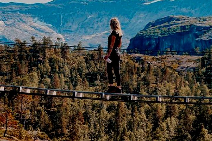 Emily, 35 — Escort in Straumen, Norway