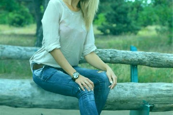 Emily, 36 — Escort in Chanhassen, United States