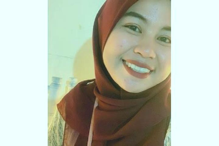 Emily, 36 — Escort in Comal, Indonesia
