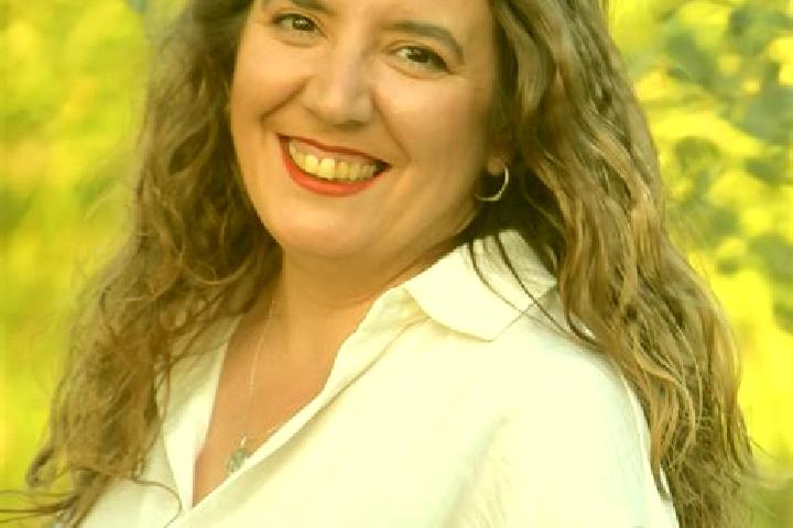 Emily, 36 — Escort in La Garrovilla, Spain
