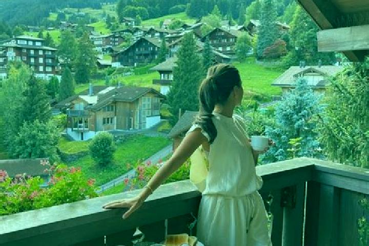Emily, 36 — Escort in Saland, Switzerland