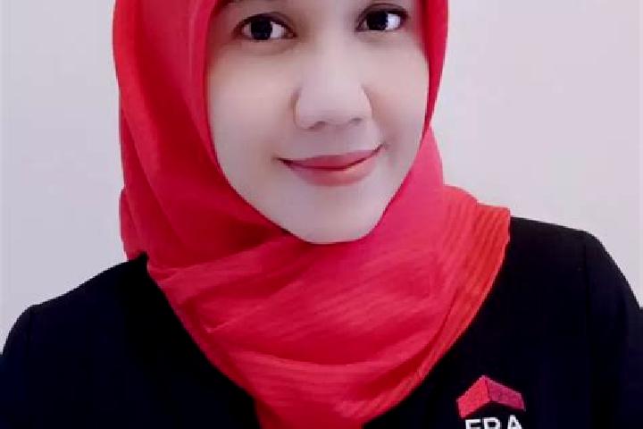 Emily, 36 — Escort in Sawangan, Indonesia