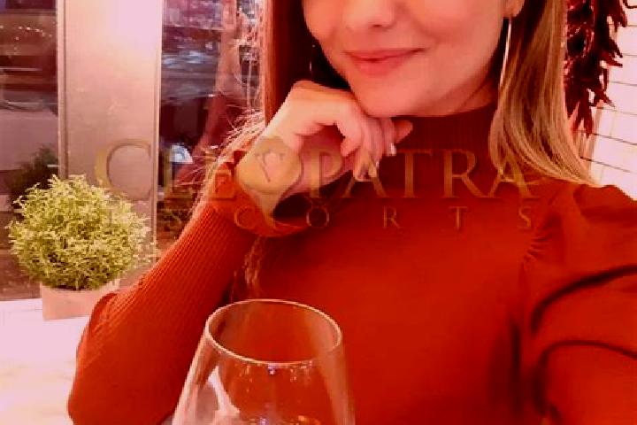 Emily, 37, a red dark-eyed european companion based in Slotwina. Offering Dinner Date, Tantra, 69, OWO. Available for incall and outcall, overnight bookings ...