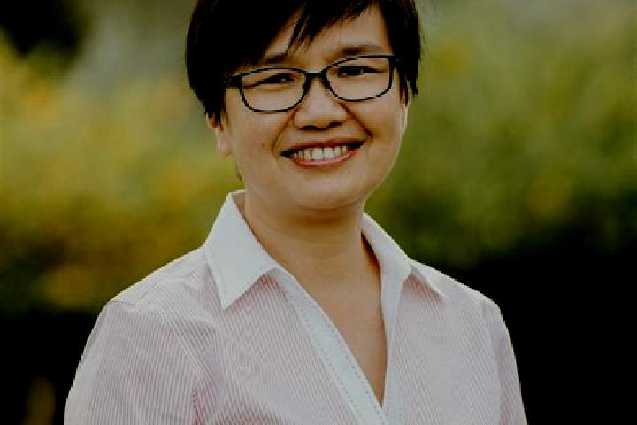 Emily, 37 — Escort in Shi ao, China