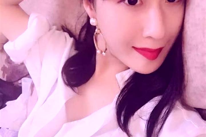 Emily, 37 — Escort in Siping, China