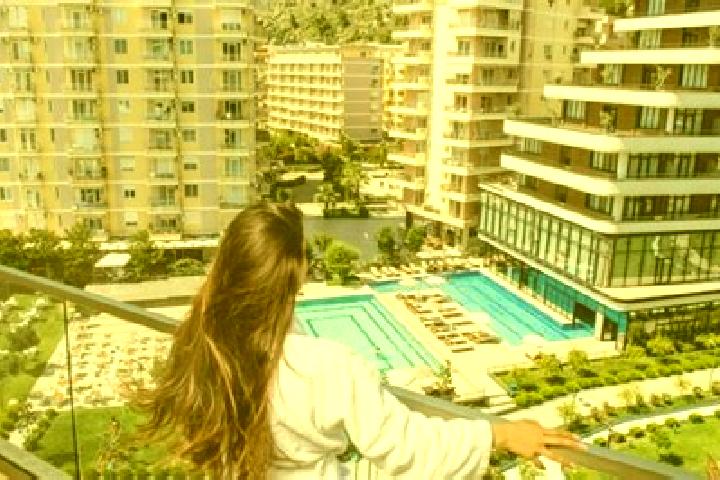 Emily, 37 — Escort in Tepelene, Albania