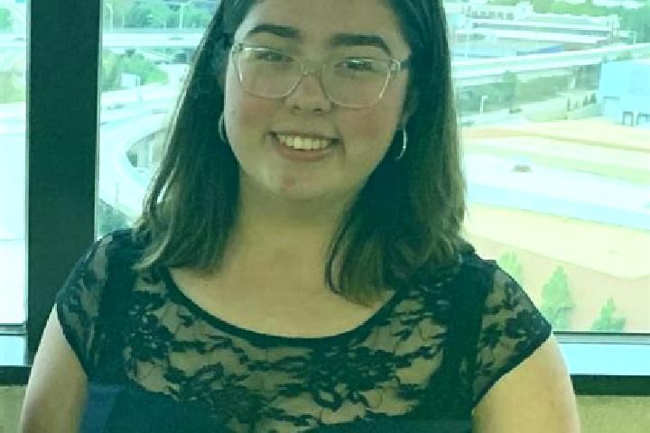 Emily, 37 — Escort in Vineland, United States