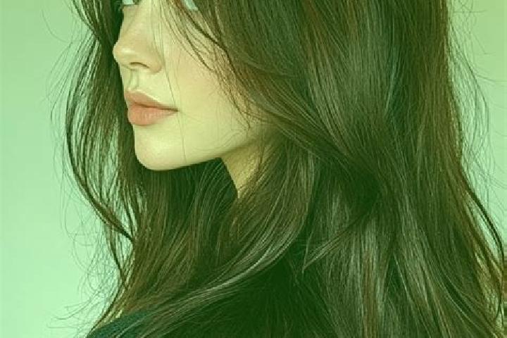 Emily, 38, a auburn brown-eyed mixed companion based in Kuantan. Offering Erotic Massage, Tantra, BDSM. Available for incall and outcall, overnight bookings ...