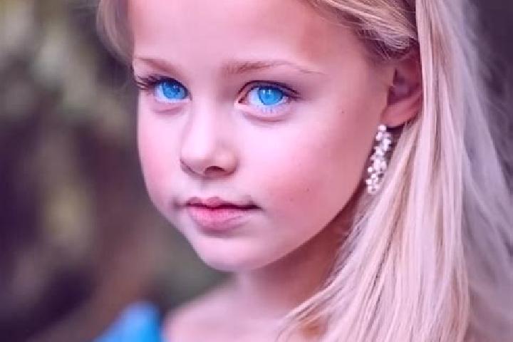 Emily, 38, a blonde blue-eyed asian companion based in Ferizaj. Offering CIM, Girlfriend Experience, Travel Companion. Available for incall and outcall, day ...