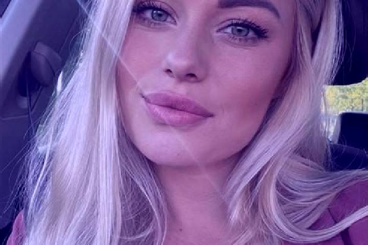 Emily, 38, a blonde hazel-eyed indian companion based in Taipingguan. Offering Tantra, Dinner Date, Party Girl. Available for incall and outcall, overnight b...