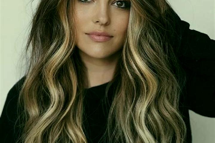 Emily, 38, a dark blonde brown-eyed mediterranean companion based in Icheon-si. Offering CIM, Overnight, Deep French Kissing, Dinner Date, Massage. Available...