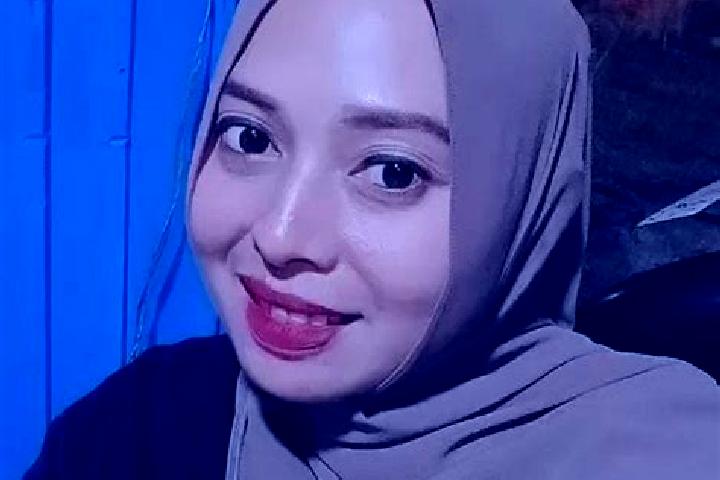 Emily, 38 — Escort in Baso, Indonesia
