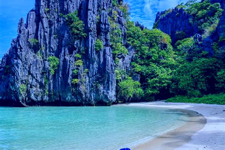 Emily, 38 — Escort in Buyo, Philippines