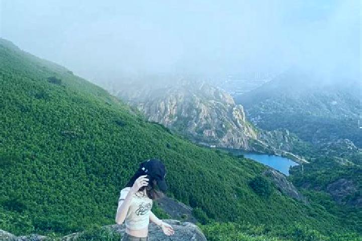Emily, 38 — Escort in Daluo, China