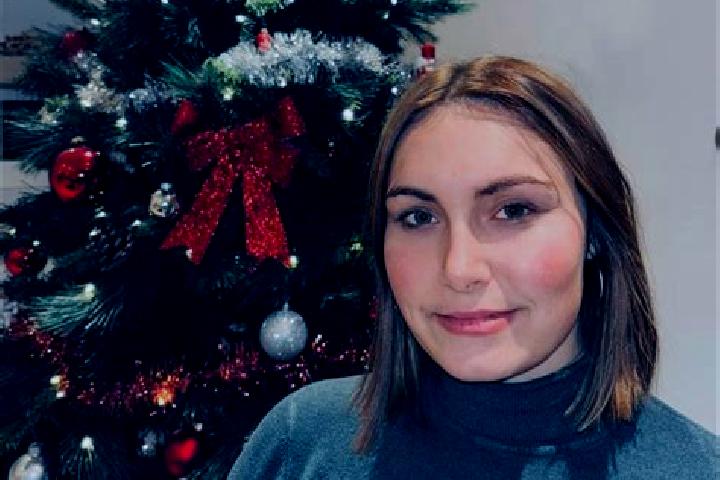Emily, 38 — Escort in Gonnehem, France