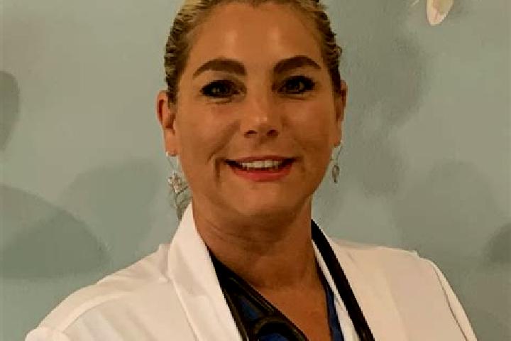 Emily, 39, a brunette dark-eyed caucasian companion based in Vero Beach. Offering Couples, OWO, Tantra. Available for incall and outcall, overnight bookings ...