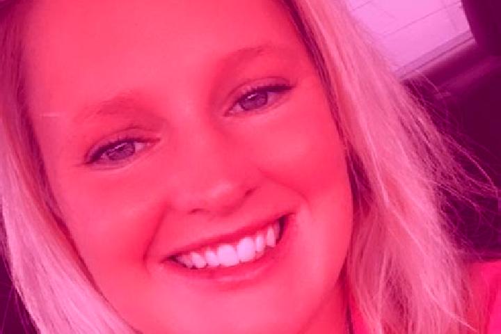 Emily, 39 — Escort in Allgood, United States