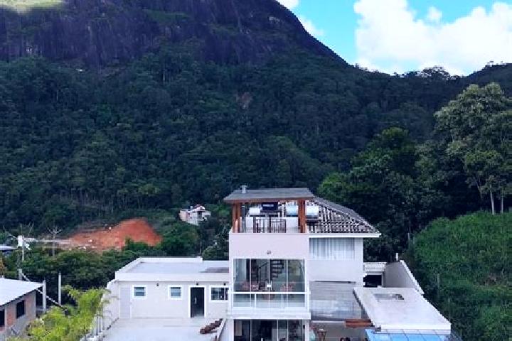 Emily, 39 — Escort in Duas Barras, Brazil