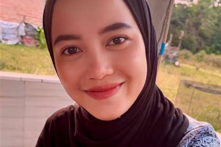 Emily, 39 — Escort in Indralaya, Indonesia
