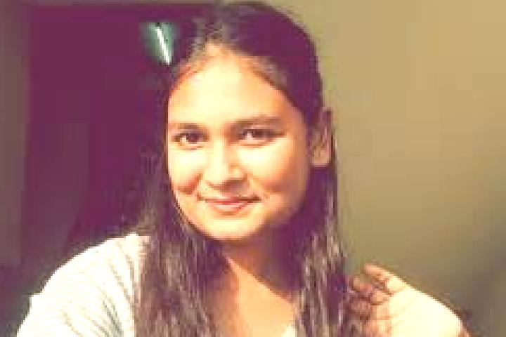 Emily, 39 — Escort in Raval, India
