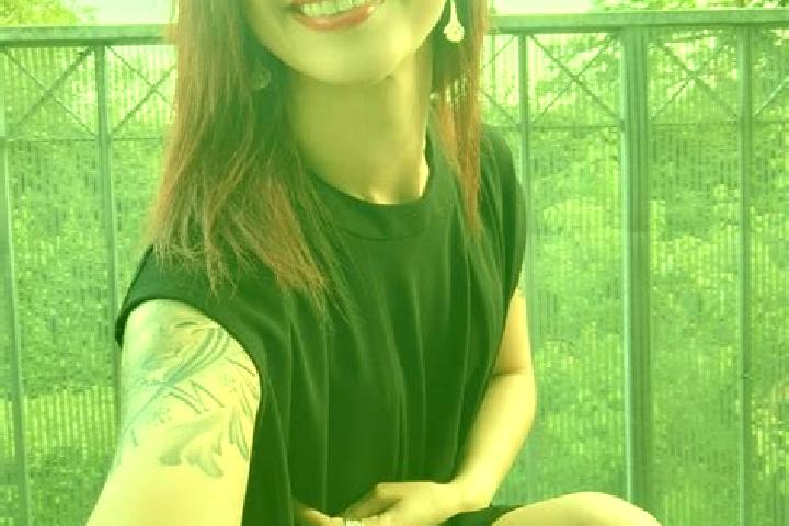 Emily, 39 — Escort in Sevres-Anxaumont, France