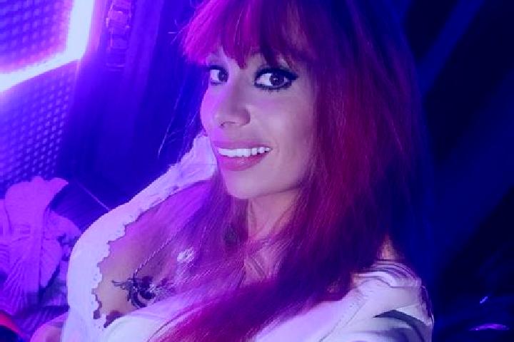Emily, 39 — Escort in Vallejera de Riofrio, Spain