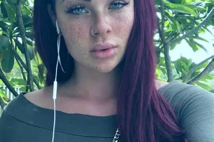 Emma, 20, a auburn green-eyed mediterranean companion based in Bonnells Bay. Offering Tantra, CIM, Erotic Massage, Overnight, Fetish. Available for incall an...