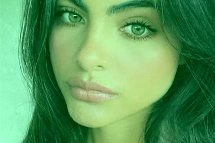 Emma, 20, a brunette amber-eyed indian companion based in Smrika. Offering BDSM, Prostate Massage, Roleplay, Couples. Available for incall and outcall, day a...