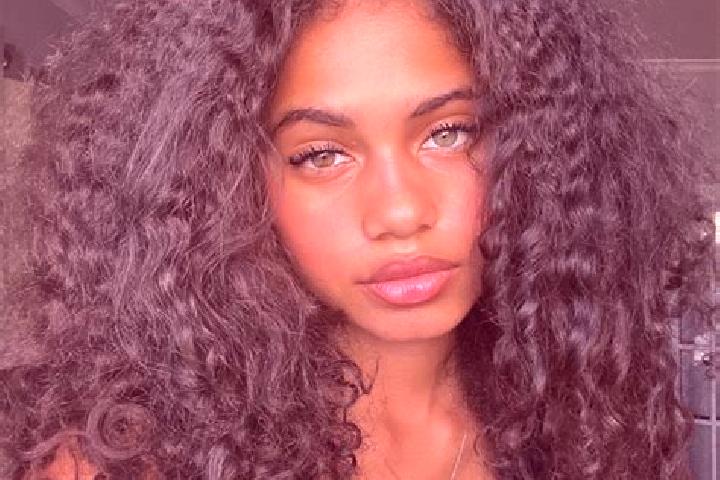 Emma, 20, a chestnut blue-eyed ebony companion based in Noville-les-Bois. Offering OWO, GFE, Domination. Available for incall and outcall, overnight bookings...