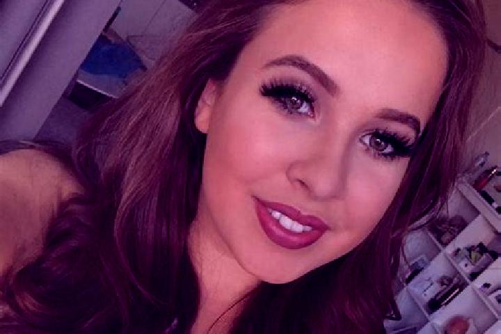 Emma, 20, a dark blonde dark-eyed caucasian companion based in Hathwa. Offering BDSM, Domination, Erotic Massage, Overnight. Available for incall and outcall...