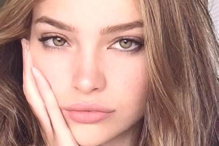 Emma, 20, a dark blonde hazel-eyed asian companion based in Tasucu. Offering Party Girl, Girlfriend Experience, Tantra, Massage. Available for incall and out...