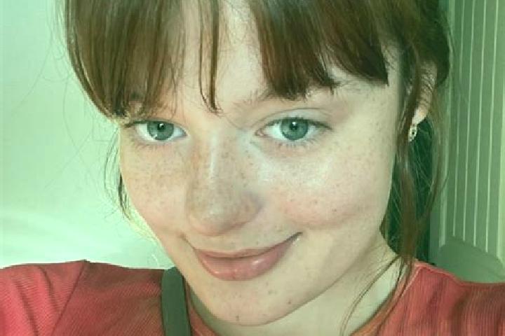 Emma, 20, a red brown-eyed european companion based in Chail. Offering BDSM, OWO, Fetish. Available for incall and outcall, overnight bookings available.