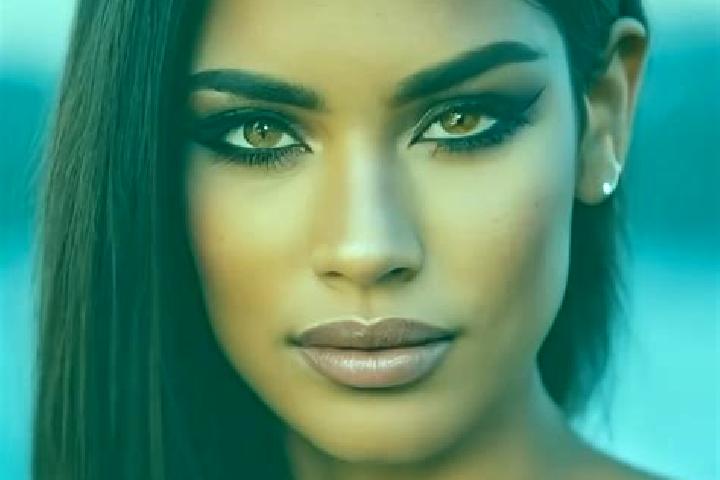 Emma, 20, a red grey-eyed latina companion based in Koktobe. Offering Girlfriend Experience, A-Level, Striptease. Available for incall and outcall, overnight...
