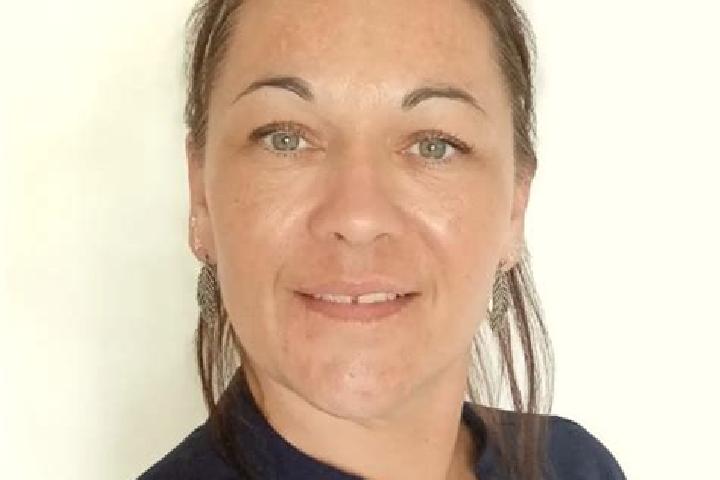 Emma, 20 — Escort in Beaumetz-les-Cambrai, France