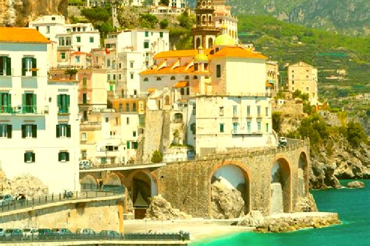 Emma, 20 — Escort in Corvaro, Italy