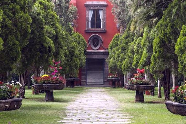Emma, 20 — Escort in Hacienda los Fresnos, Mexico