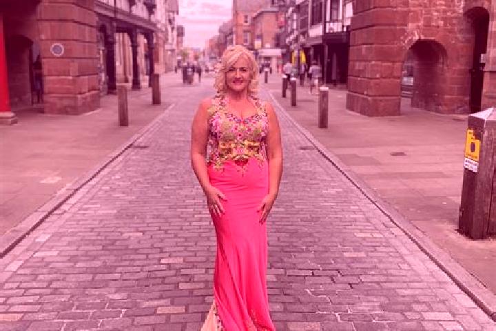 Emma, 20 — Escort in Knowsley, United Kingdom