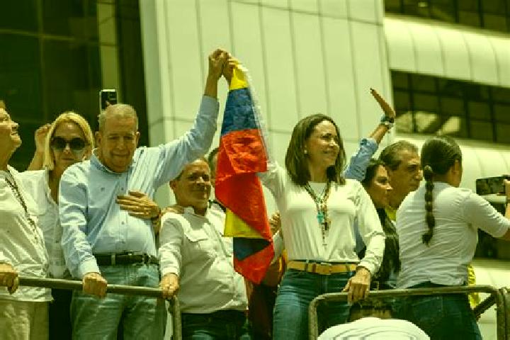 Emma, 20 — Escort in La Mula, Venezuela