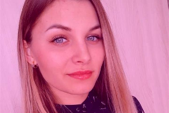 Emma, 20 — Escort in Mar yanovka, Ukraine