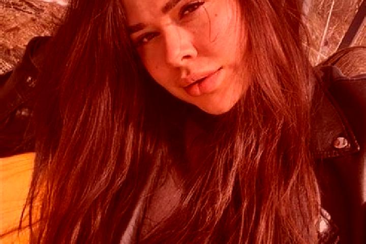 Emma, 20 — Escort in Murashi, Russia