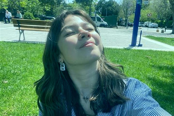 Emma, 20 — Escort in Pazarlar, Turkey