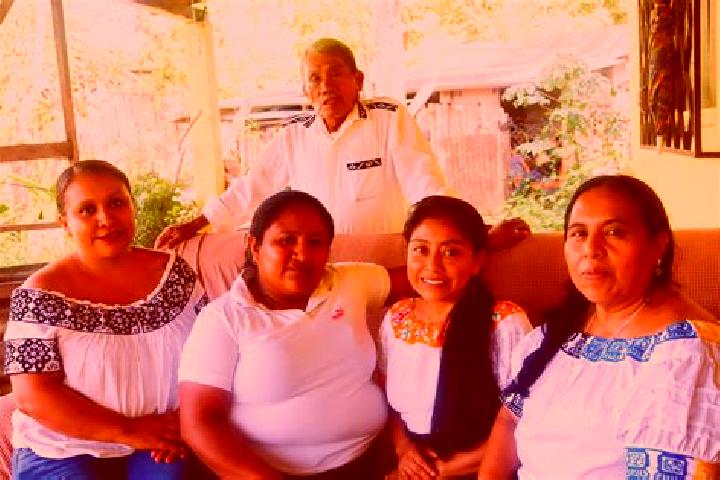 Emma, 20 — Escort in Poptun, Guatemala
