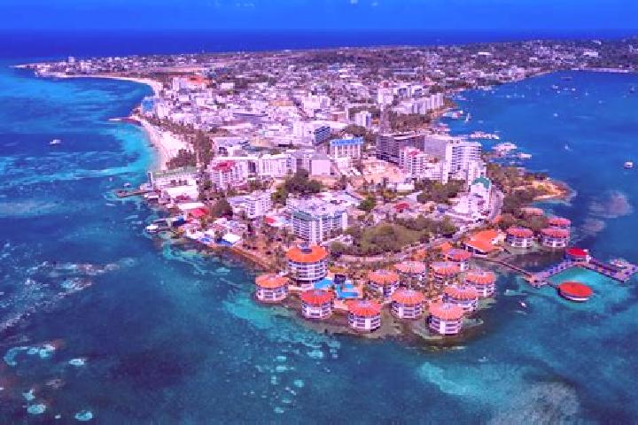 Emma, 20 — Escort in San Andres, Mexico