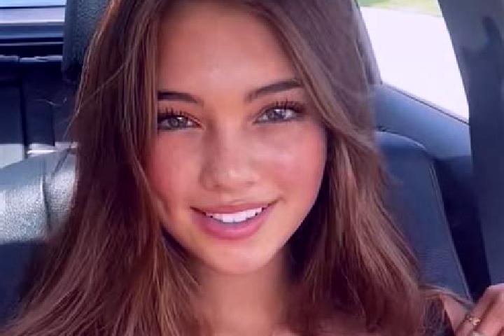 Emma, 21, a brunette grey-eyed caribbean companion based in Yessentuki. Offering GFE, OWO, Duos, Deep French Kissing. Available for incall and outcall, day a...