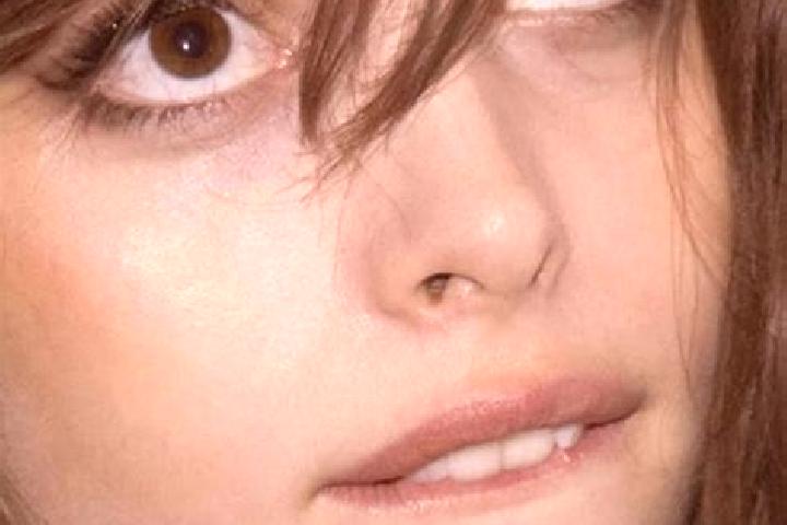 Emma, 21, a chestnut dark-eyed middle eastern companion based in Kazabazua. Offering Striptease, Overnight, Deep French Kissing, Party Girl, OWO. Available f...