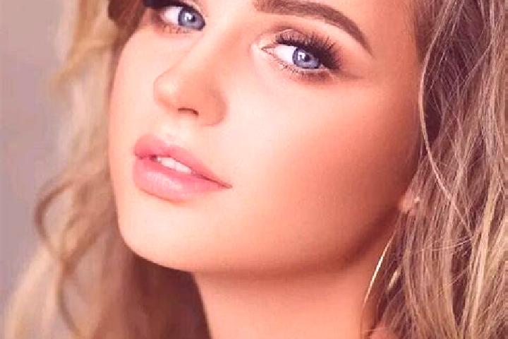Emma, 21, a dark blonde blue-eyed middle eastern companion based in Nevian. Offering Massage, Dinner Date, CIM, Prostate Massage. Available for incall and ou...