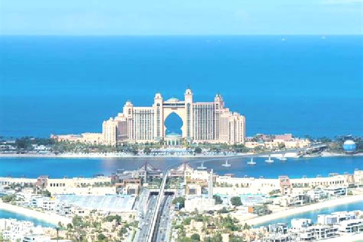 Emma, 21, a dark blonde grey-eyed mediterranean companion based in The Palm Jumeirah. Offering Prostate Massage, Fetish, Deep French Kissing. Available for i...