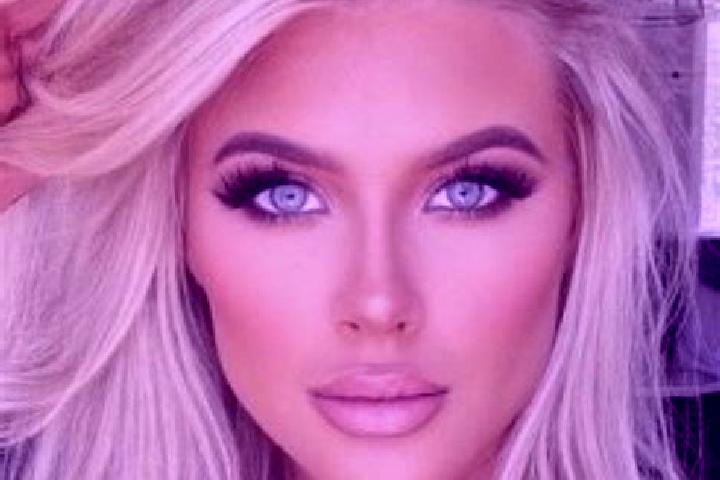 Emma, 21, a platinum blonde amber-eyed mediterranean companion based in Savonnieres-devant-Bar. Offering Prostate Massage, Erotic Massage, Massage, Deep Fren...