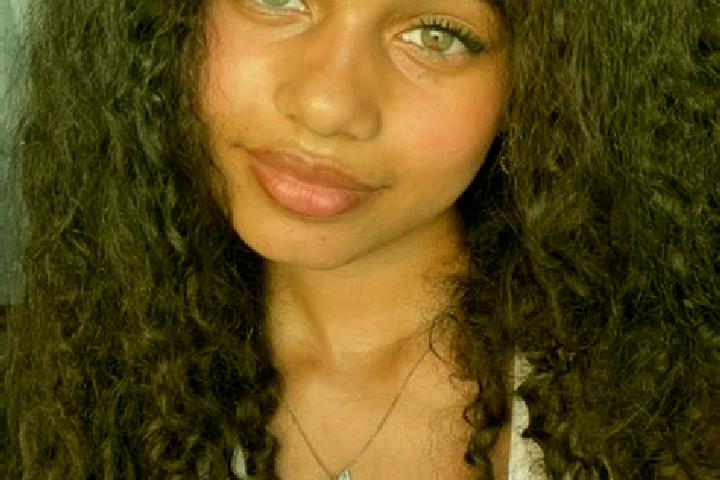 Emma, 21, a red hazel-eyed ebony companion based in Rynhach. Offering CIM, 69, Dinner Date. Available for incall and outcall, day and evening dates.