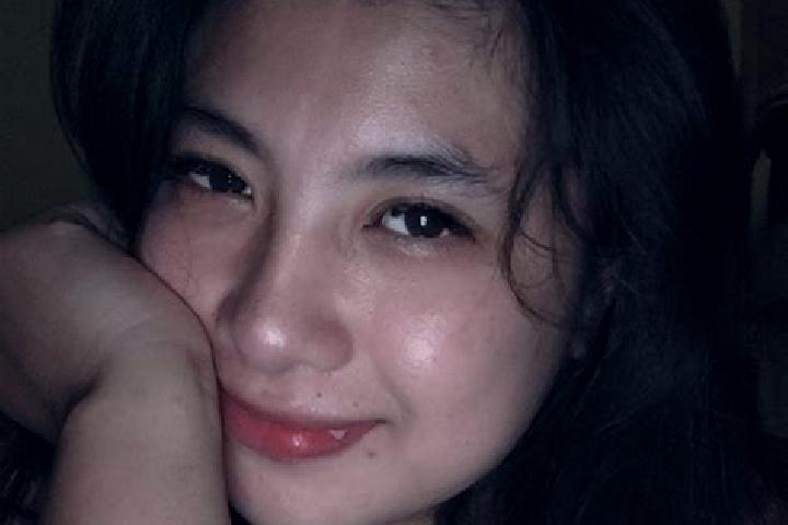 Emma, 21 — Escort in Ampelgading, Indonesia